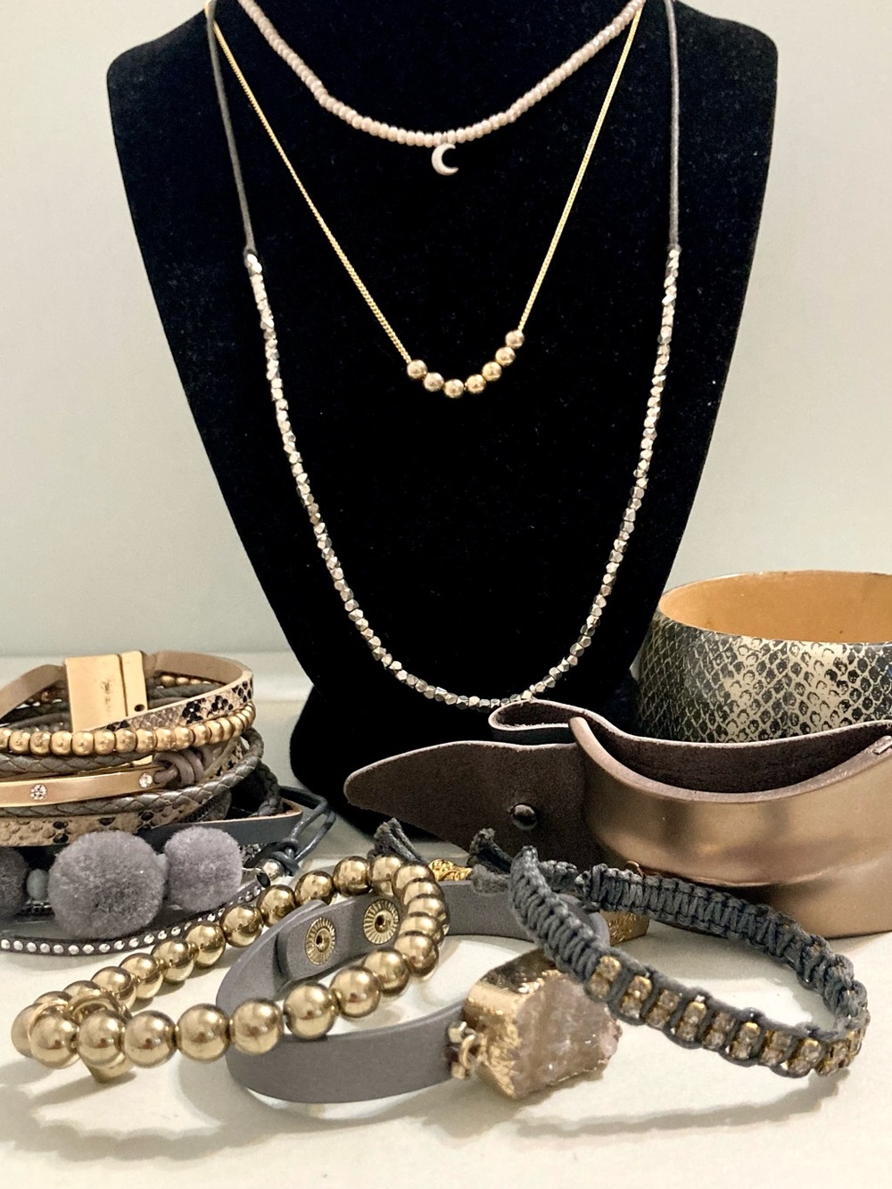 Gold silver Gray 3 Necklaces 7 bracelets Set Women mix lot Jewelry bundle